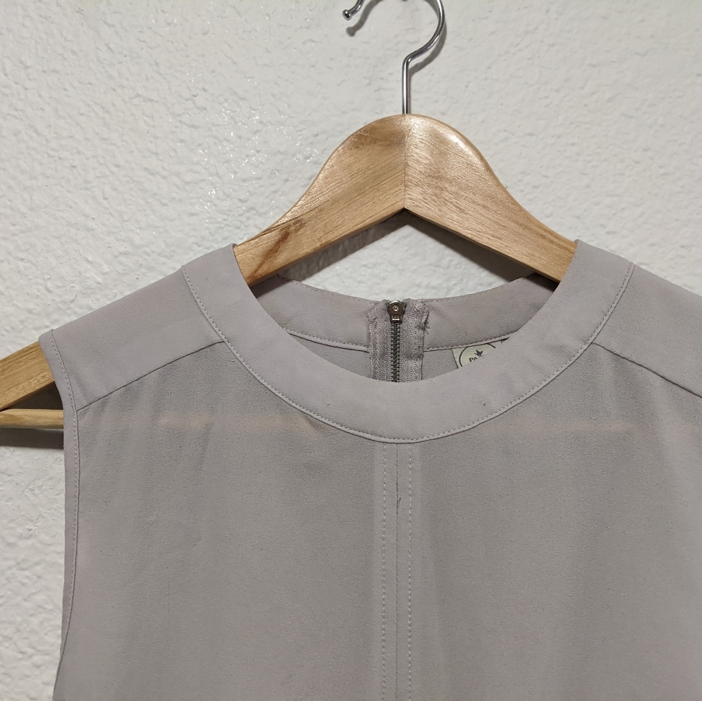 Paper Crane flowy gray top